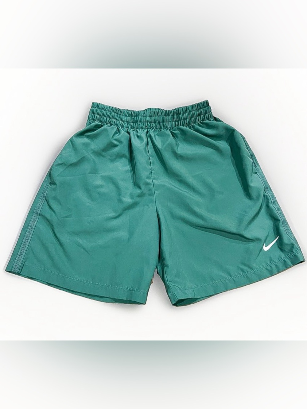 Nike Dri-FIT Boys Medium Green Athletic Running Training Shorts